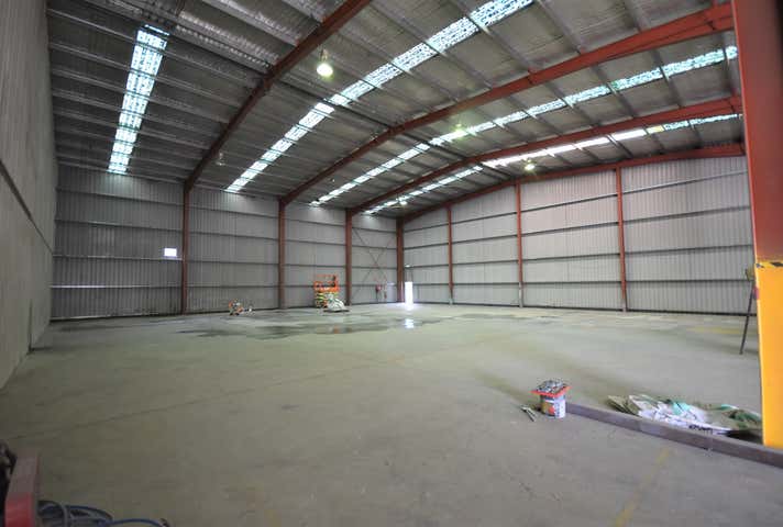 18 Hudson Crescent Lavington NSW 2641 - Image 3