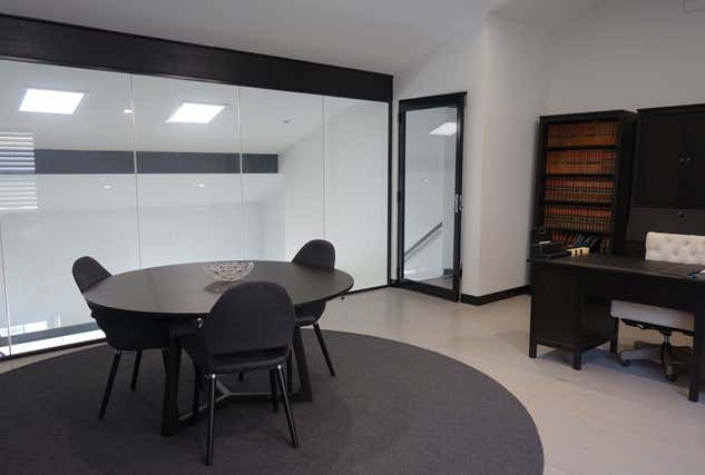 4/4 Gugeri Street Claremont WA 6010 - Image 12