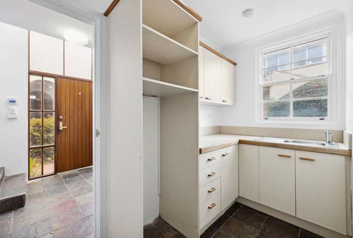 33 Murray Crescent, 2/33 Murray Crescent Griffith ACT 2603 - Image 8