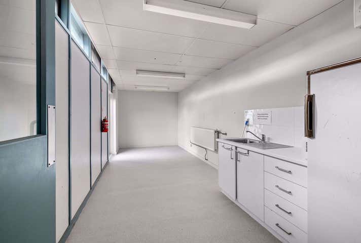 998 Norman Street Wendouree VIC 3355 - Image 7