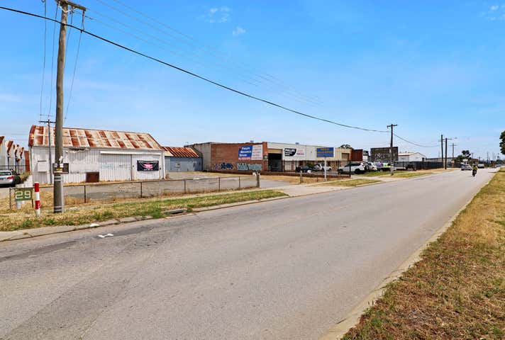 27 Sevenoaks Street Bentley WA 6102 - Image 10