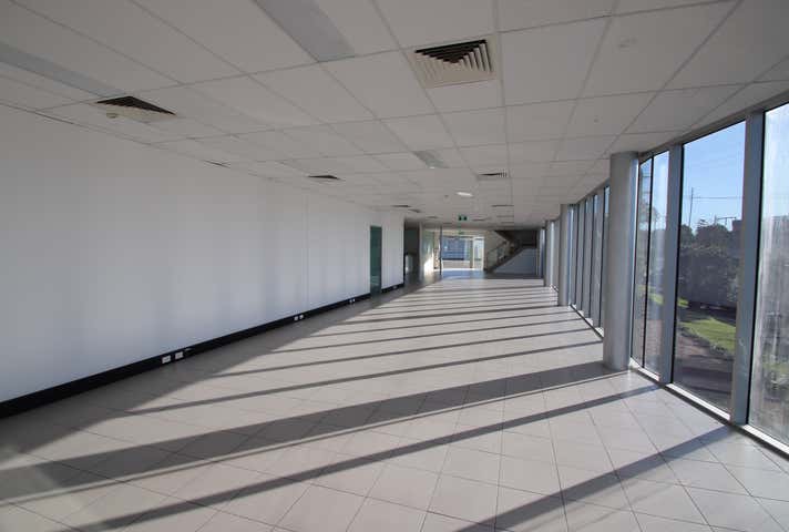 14 John Cleary Place Coniston NSW 2500 - Image 4