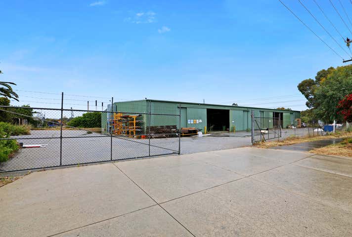 33 Hope Valley Road Naval Base WA 6165 - Image 1