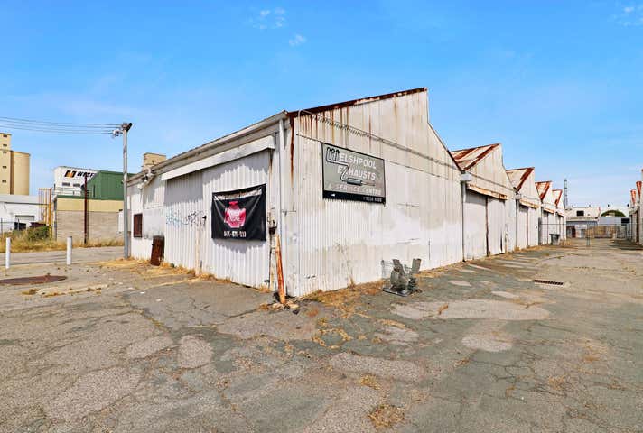 27 Sevenoaks Street Bentley WA 6102 - Image 7