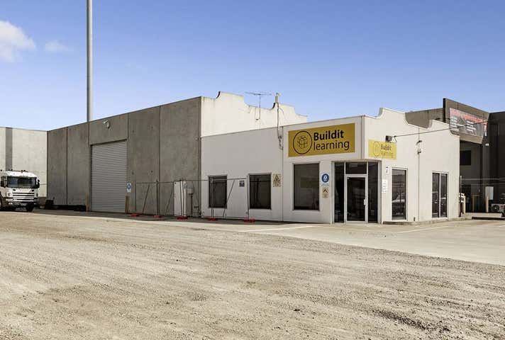 7 Vella Drive Sunshine West VIC 3020 - Image 3