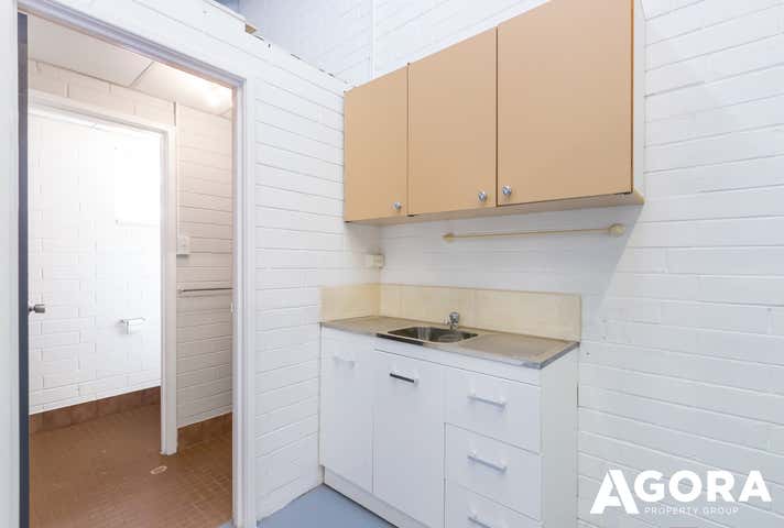 Unit 2, 1862 Albany Highway Maddington WA 6109 - Image 8