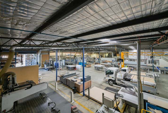 33 Morgan Street Rockingham WA 6168 - Image 16