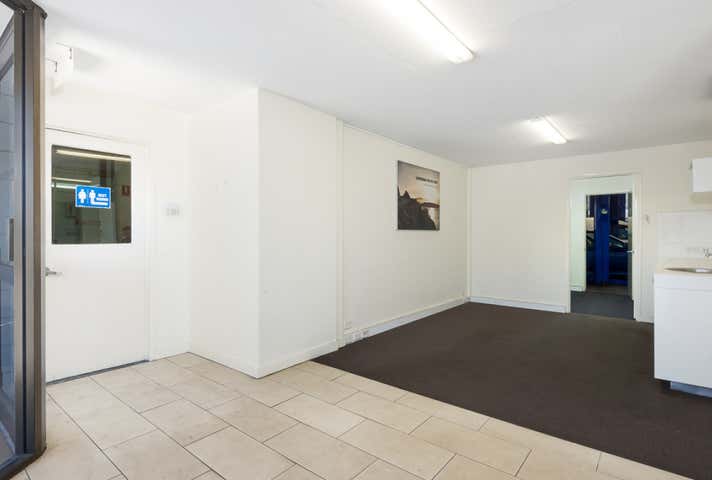 4 - 6 Austin Street Newstead QLD 4006 - Image 8