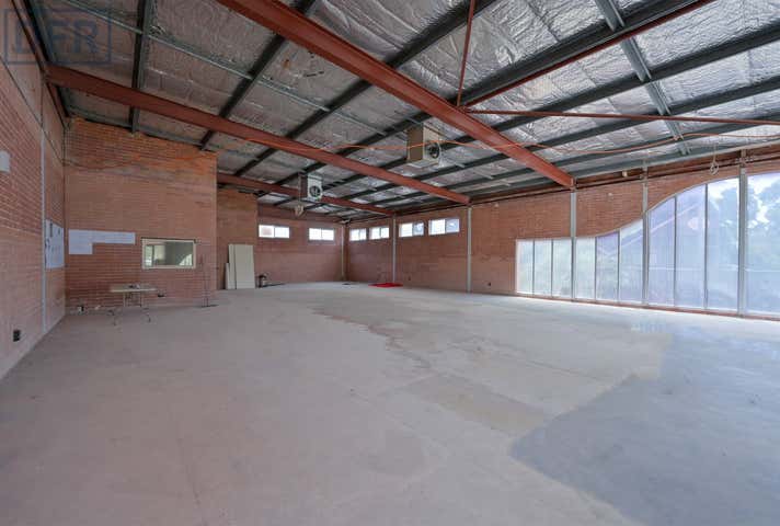 216 South Street White Gum Valley WA 6162 - Image 14