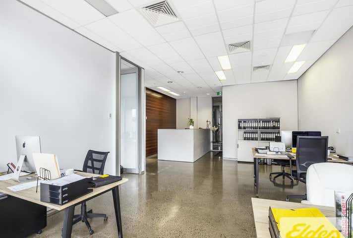4 Kyabra Street Newstead QLD 4006 - Image 5