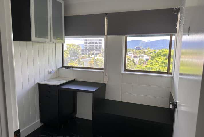 4D/3-5 Upward Street Cairns City QLD 4870 - Image 9