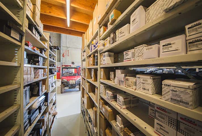 396 Yaamba Road Norman Gardens QLD 4701 - Image 13