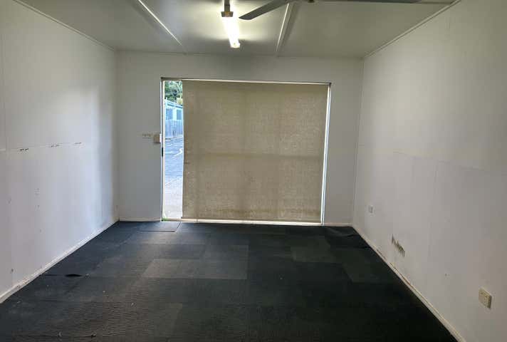 3/76 Elizabeth Street Urangan QLD 4655 - Image 4