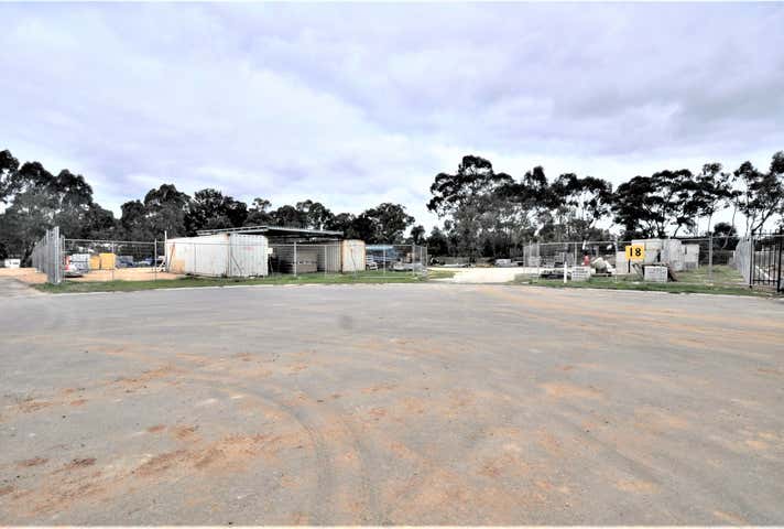 18  Trantara Court East Bendigo VIC 3550 - Image 7