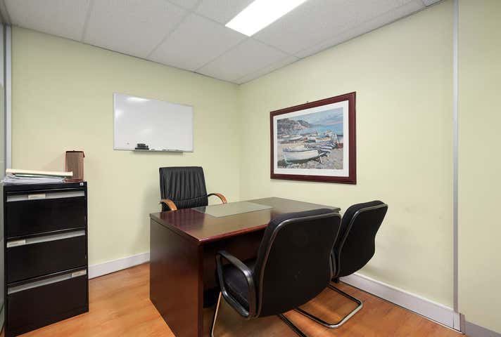 7/58 Rosstown Road Carnegie VIC 3163 - Image 4