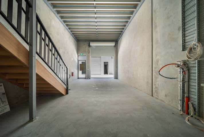 12/3 Rudman Parade Burleigh Heads QLD 4220 - Image 2