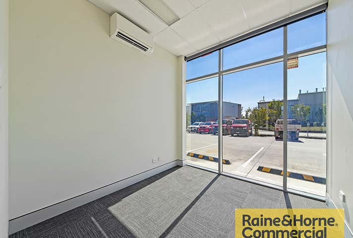 10/368 Earnshaw Road Banyo QLD 4014 - Image 4