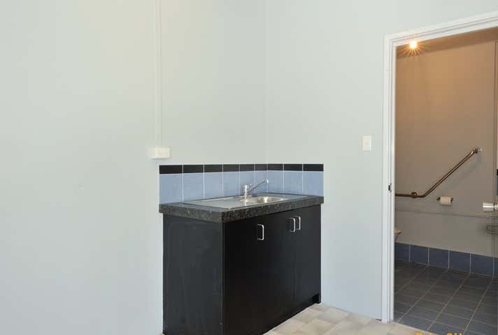 6/7 Cessnock Way Rockingham WA 6168 - Image 6