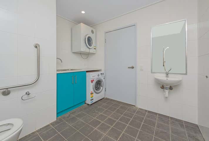 2/251 Ingham Road Garbutt QLD 4814 - Image 7
