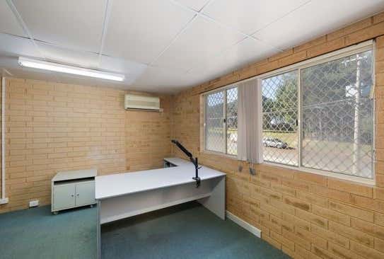 1/27 Weatherburn Way Kardinya WA 6163 - Image 13