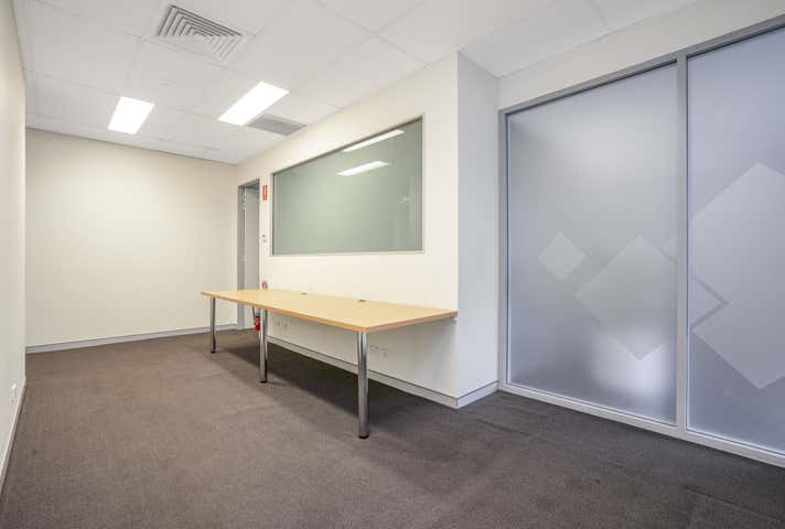 Suite 2, 4 Honeysuckle Drive Newcastle NSW 2300 - Image 7