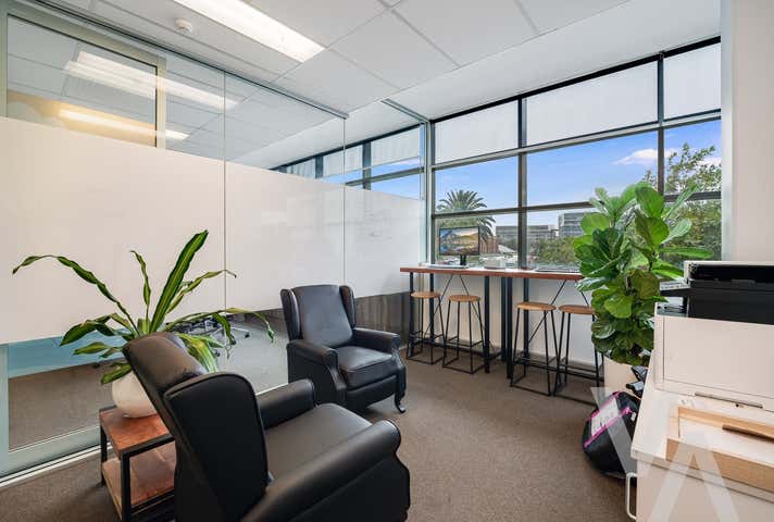 6/335 Wharf Road Newcastle NSW 2300 - Image 3