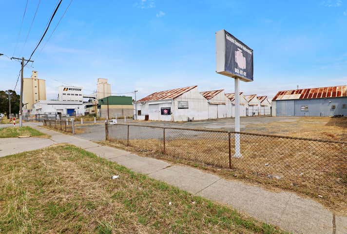 27 Sevenoaks Street Bentley WA 6102 - Image 9