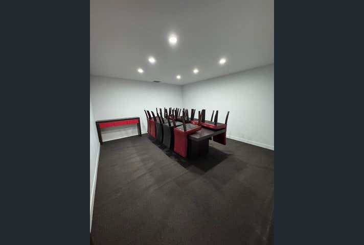 8/28-30 Newheath Drive Arundel QLD 4214 - Image 4