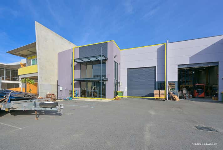 2/24 Horus Bend Bibra Lake WA 6163 - Image 1