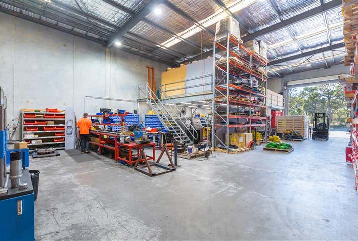 42 Bushland Ridge Bibra Lake WA 6163 - Image 4