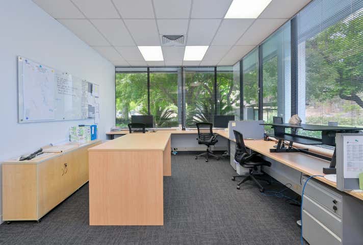 1/72 Kings Park Road West Perth WA 6005 - Image 18