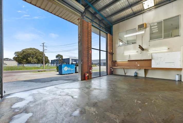 Unit 4, 19 Stephen Road Dandenong South VIC 3175 - Image 9