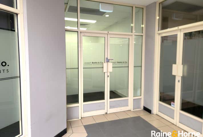 Shops 9 & 10, Macquarie Street, Lachlan Court Windsor NSW 2756 - Image 2