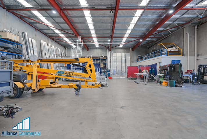 38 Radius Loop Bayswater WA 6053 - Image 12