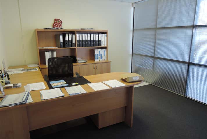 32 Walters Way Forrestfield WA 6058 - Image 6