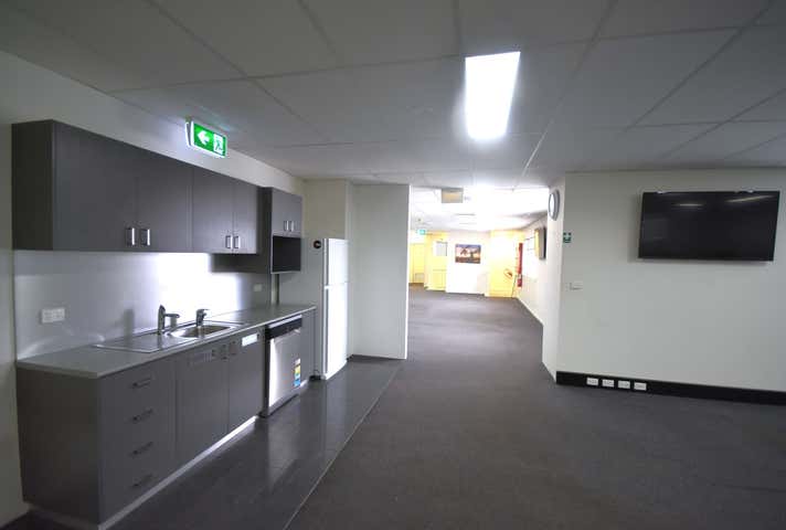 Level 1, 519 Nurigong Street South Albury NSW 2640 - Image 13