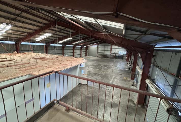 3 Booral Road Urangan QLD 4655 - Image 4