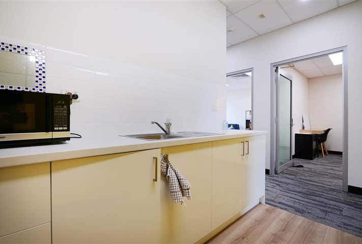 2/2 Points Way Cockburn Central WA 6164 - Image 19