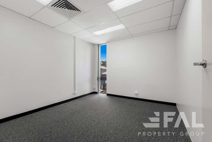 33 Woodstock Road Toowong QLD 4066 - Image 9