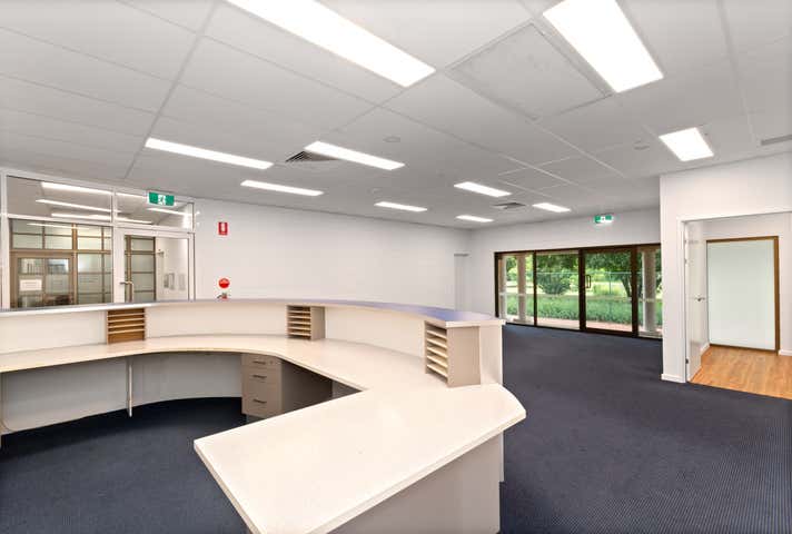 Suite 5, 12-16 Fulham Road Pimlico QLD 4812 - Image 2