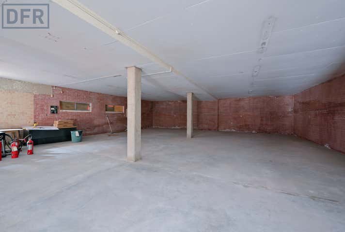 216 South Street White Gum Valley WA 6162 - Image 15