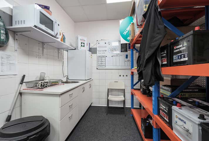 Shop  3, 467-469 Pacific Highway Belmont NSW 2280 - Image 6