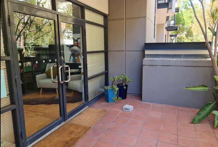 12/116 Mounts Bay Road Perth WA 6000 - Image 6