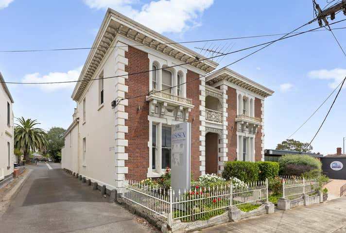 256 Latrobe Tce Newtown VIC 3220 - Image 2