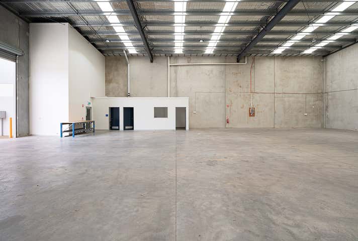 13 Latitude Boulevard Thomastown VIC 3074 - Image 6