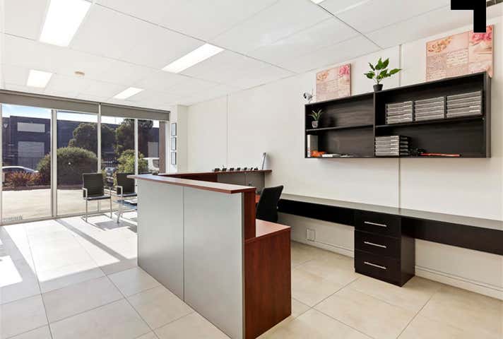 239 Derrimut Drive Derrimut VIC 3026 - Image 2