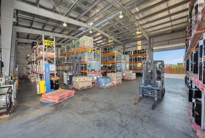 11 Catalyst Court Mount St John QLD 4818 - Image 2