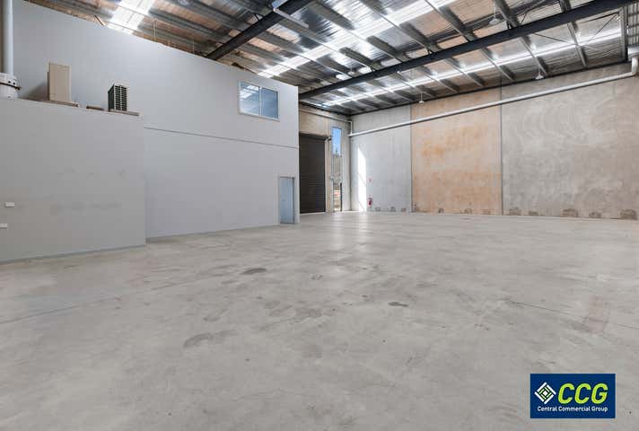2/39 Ravenhall Way Ravenhall VIC 3023 - Image 3