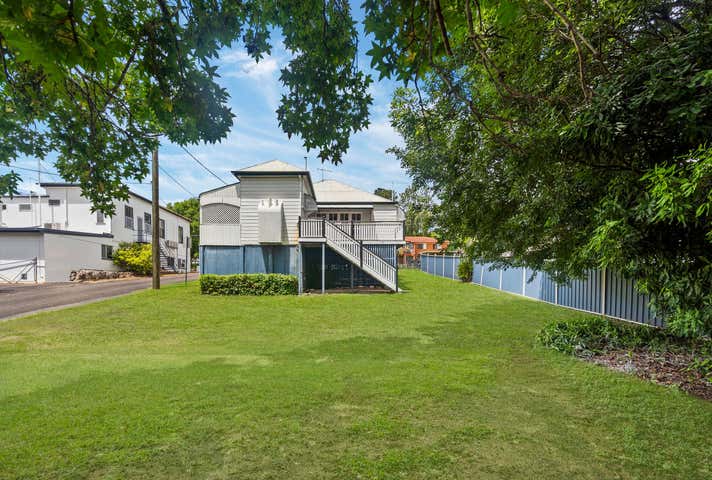 65 Roderick Street Ipswich QLD 4305 - Image 4