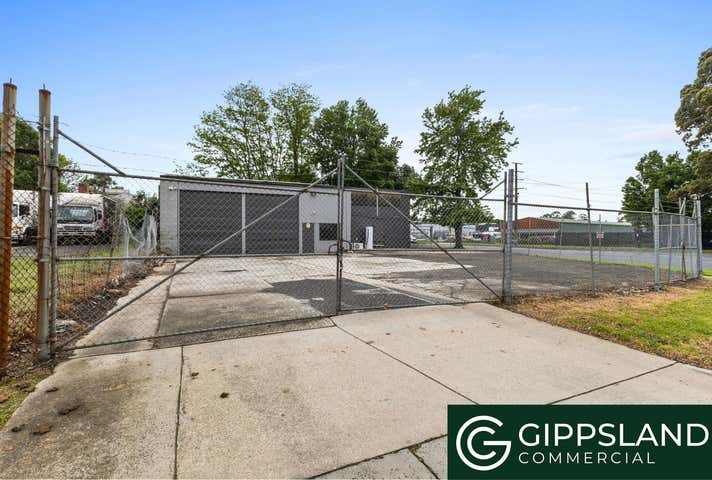 15 Mavis Avenue Warragul VIC 3820 - Image 11
